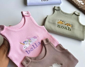 Baby Safari Outfit Gift Dungarees Romper | Cute Lion, Unicorn, Cow, Giraffe or Sheep . Safari Babyshower ,, Farm 1st Birthday Outfit Costume