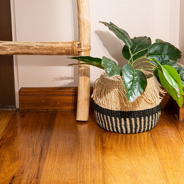 Handwoven Seagrass Houseplant Planter, Storage Basket - Perfect for Spring and Summer Home Decor