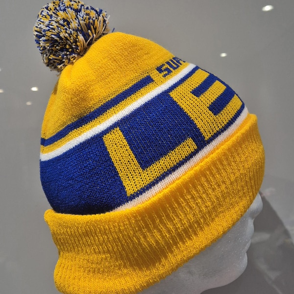 Leeds Yellow and White Bobble Hat - Super Whites