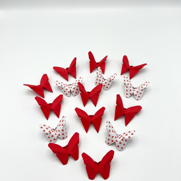 Schmetterlinge Origami 15 Stück aus Papier in rot weiss / Hochzeitsdeko / Tischdeko / Origami - Papierschmetterlinge /Valentinstag/Basteln