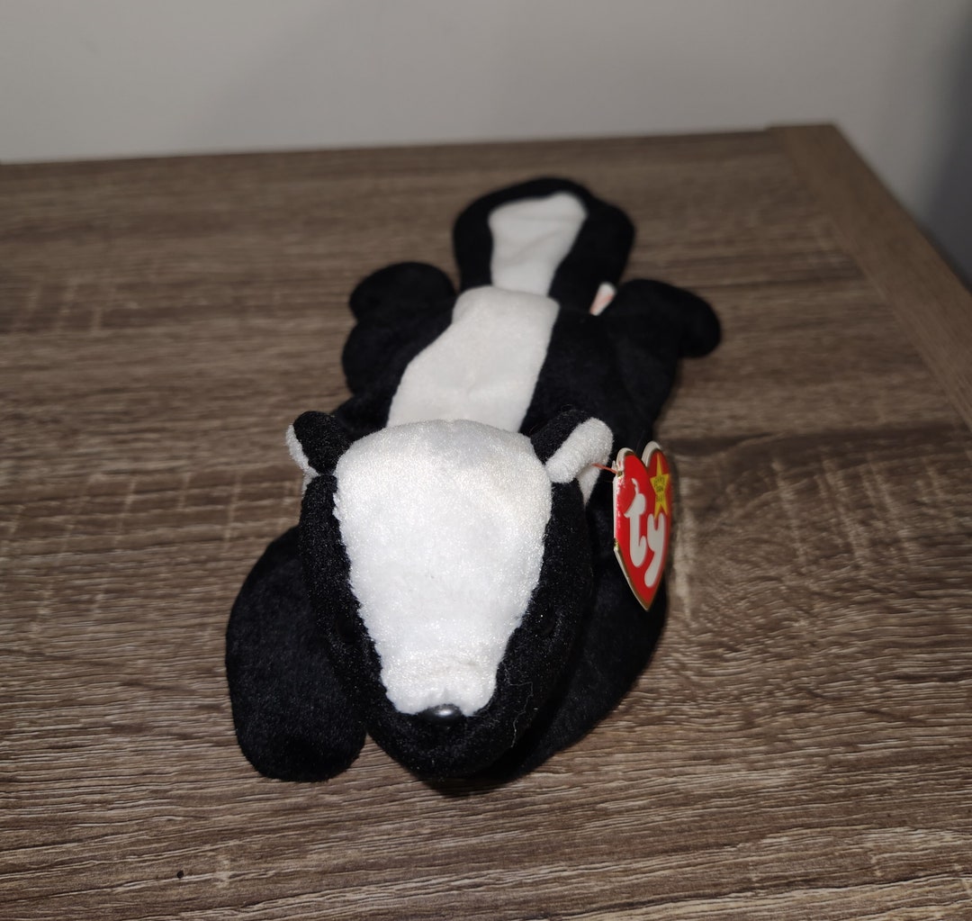 Ty Beanie Baby stinky the Skunk Etsy
