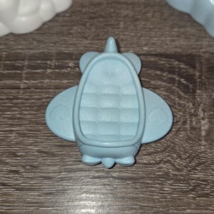 Conjunto de juego de avión para bebé de Sylvanian Families de estilo vintage y conjunto de carrusel de estrellas para bebé de Calico Critters con cama de avión. imagen 7