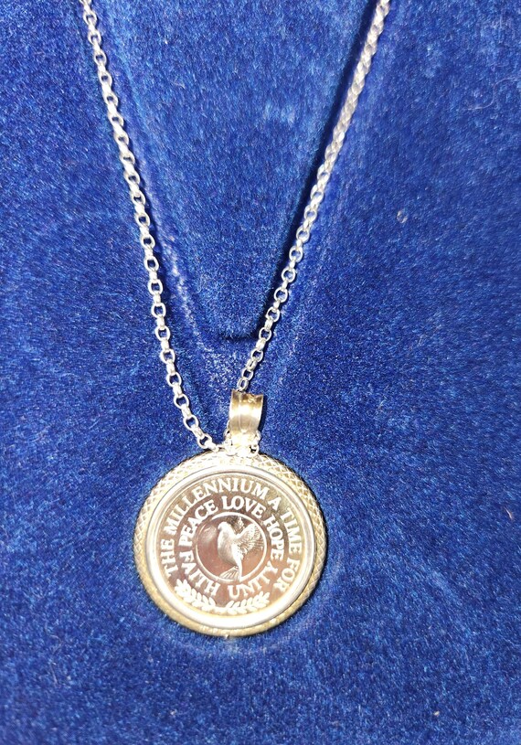 Limited Edition Millennium Medallion 2000. - Etsy