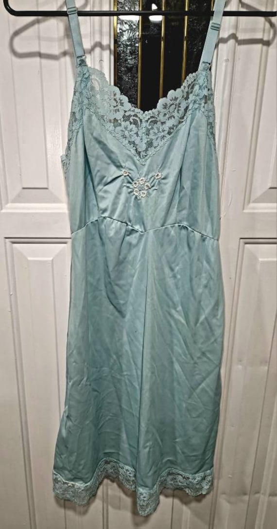 1980s Opalaire Duponts Light Blue Slip - image 1