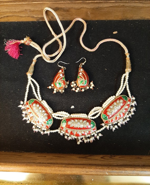 Handmade Two-Sided Hindi Wedding Jewelry Set - image 1