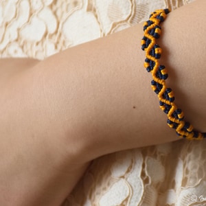 Bransoletka z węzełkami makramowymi, bransoletka przyjaźni surferów, regulowana bransoletka męska/damska w stylu zygzakowatym, opaska na nadgarstek Boho Summer Festival