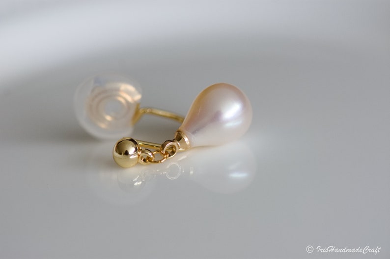 14k Gold Filled Clip On Earrings, Clip On Freshwater Pearl Earrings, Bridal Clip On Earring, Wedding Earrings,No Piercing Ears, Gift for Mom zdjęcie 7