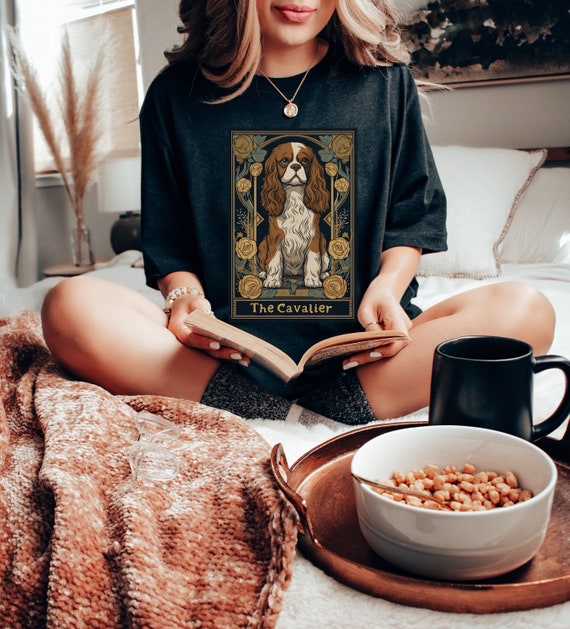 Cavalier King Charles Spaniel Vintage Style Gift T-Shirt Cavalier King Charles Spaniel Vintage Style Gift T-Shirt