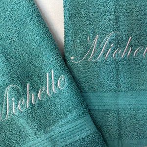 Personalized Towels, Hand towels, Custom Washcloths, Monogram Towels, Embroidered towels, Wedding gift, Towel with name, Custom bath set