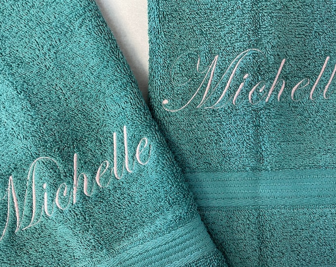 Personalized Towels, Hand towels, Custom Washcloths, Monogram Towels, Embroidered towels, Wedding gift, Towel with name, Custom bath set