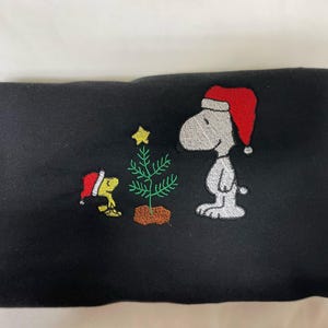Christmas Sweatshirt, Christmas Embroidered Sweatshirt, Christmas Embroidery Sweatshirt, Christmas Crewneck