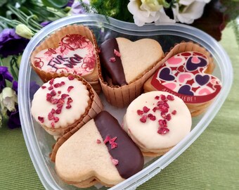 Fête des Mères Dites-le avec des coeurs 350g (36 Eur par kg), pâtisseries en forme de coeur de FeinLand