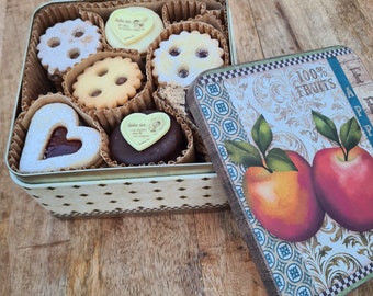 Love is fruit box 500g (38Eur per kg) in a gift box for fruities and lovers from FeinLand, biscuit mix, cookies like homemade