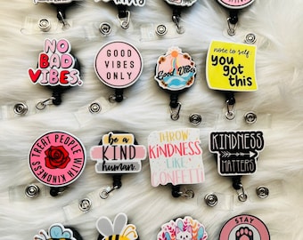 Keychain and Badge Reel Gift Set Cute Badge Reel TPWK Keychain Cute Gift  for Her Treat People With Kindness 70s Font Quote -  UK