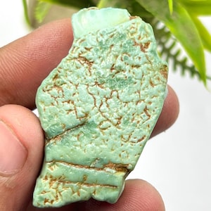 Kingman Mine Turquoise Specimen: 141.25 Carat Arizona Raw Crystal