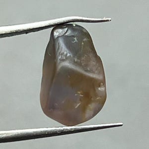 Raw Burmese Grey Spinel Crystal: Octahedral Healing Gemstone, 5.15 Carats