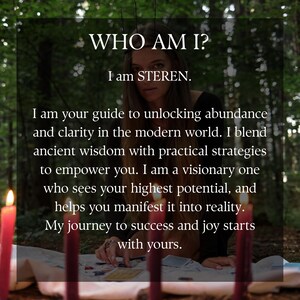 Puede incluir: Una persona de cabello largo con una prenda oscura y una corona, situada tras un pa&ntilde;o blanco con cartas dispersas. Cuatro velas rojas est&aacute;n en primer plano. El texto dice: WHO AM I? I am STEREN. I am your guide to unlocking abundance.