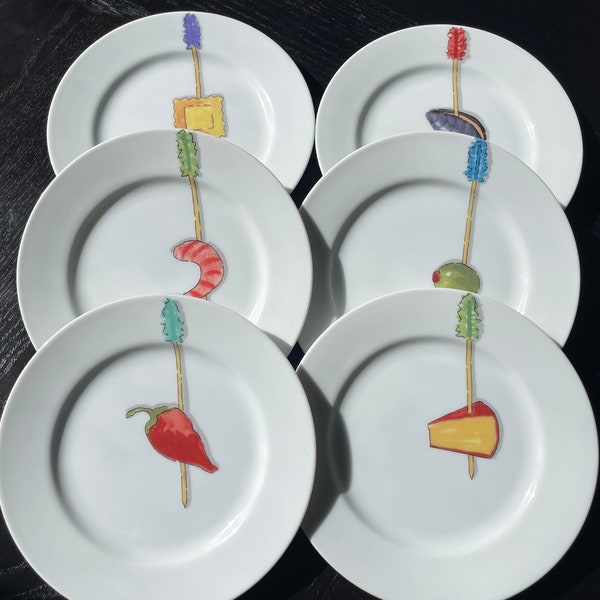 Tidbits Crate and Barrel Canape Plates Set of 6 Excellent in Condition