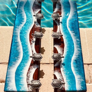 Ocean Resin Wall Rack: Beach House Decor with Sea Turtle/Starfish Hooks