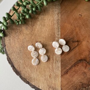 Mármol Blanco - Pendiente de Tachuelas - Pendiente de Arcilla Polimérica