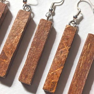 Pendiente colgante MoRF: Prisma rectangular sostenible de arcilla cocida