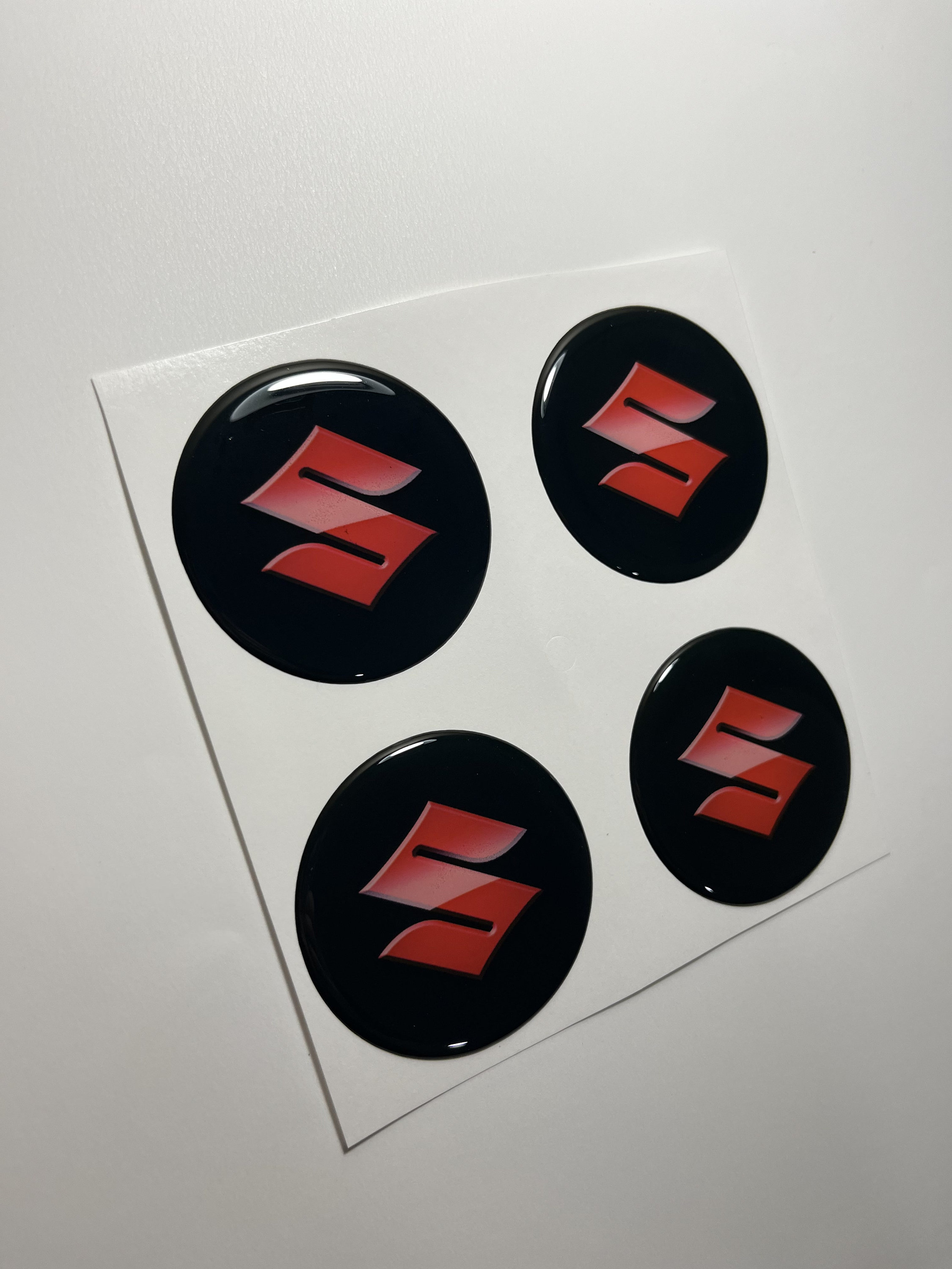Suzuki sale centre caps
