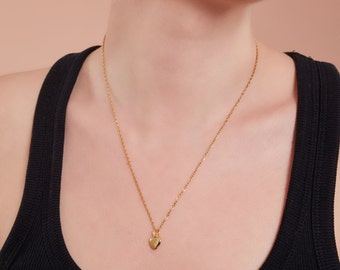 Gold Heart Necklace, Tiny Charm Necklace, Minimalist Heart Necklace, Heart Choker, Heart Necklace, Gift for Mom, Christmas Gift