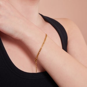 18K Gold Figaro Chain Bracelet,Gold Chain Bracelet ,Gift for Her,Mother&#39;s Day Gift,Dainty Chain Bracelet,Kids Bracelet,Paperclip Bracelet