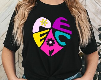 Vintage Peace Sign Graphic Tee - Groovy Boho Style