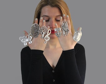 Anillo ajustable bañado en plata: diseño bohemio de gran tamaño