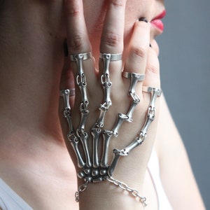 Gothic Skeleton All Bone Hand Ring Bracelet, Skeleton Finger Ring Bangle, Gothic Hand Chain, Ring Attached to BraceletMother Day Gifts
