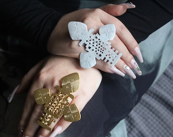 Oversized kruisring: verstelbare vergulde statement-sieraden