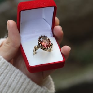 Color Changing Zultanite Ring, Natural diaspore ring, Champagne Gemstone Ring, Color-change ringMother Day Gifts