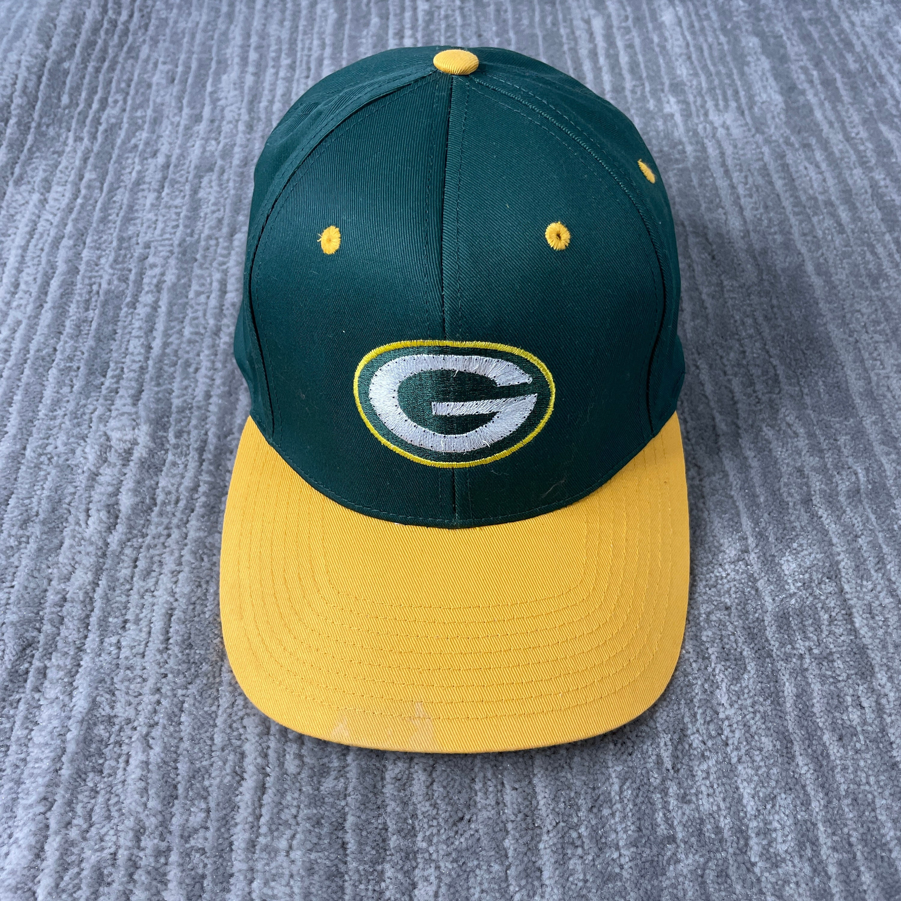 Vintage 90s Green Bay Packers NFL Football Embroidered Big G