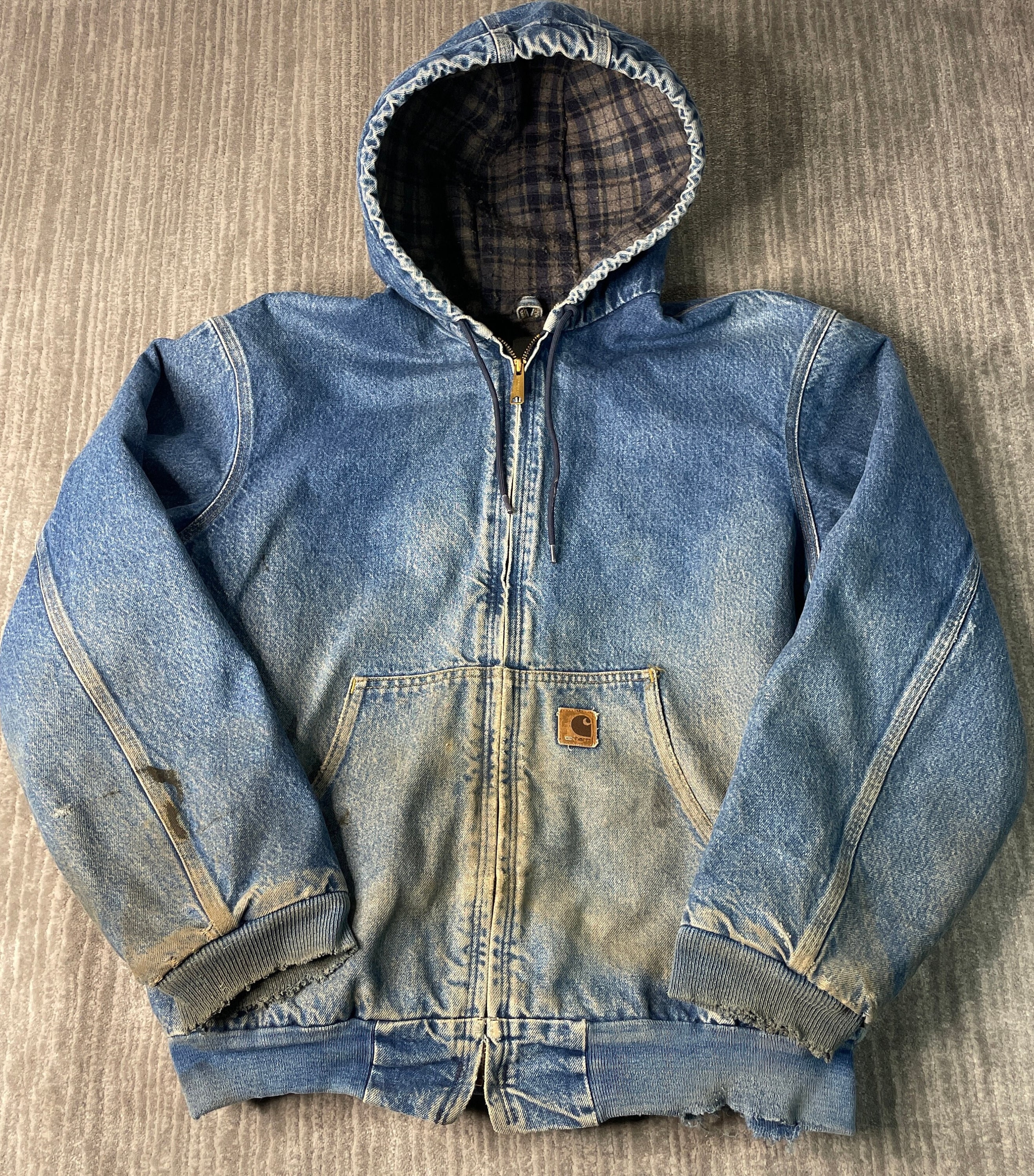 Vintage 2000s Carhartt Active Denim Blanket Lined Workwear Vintage 2000s Carhartt Active Denim Blanket Lined Workwear