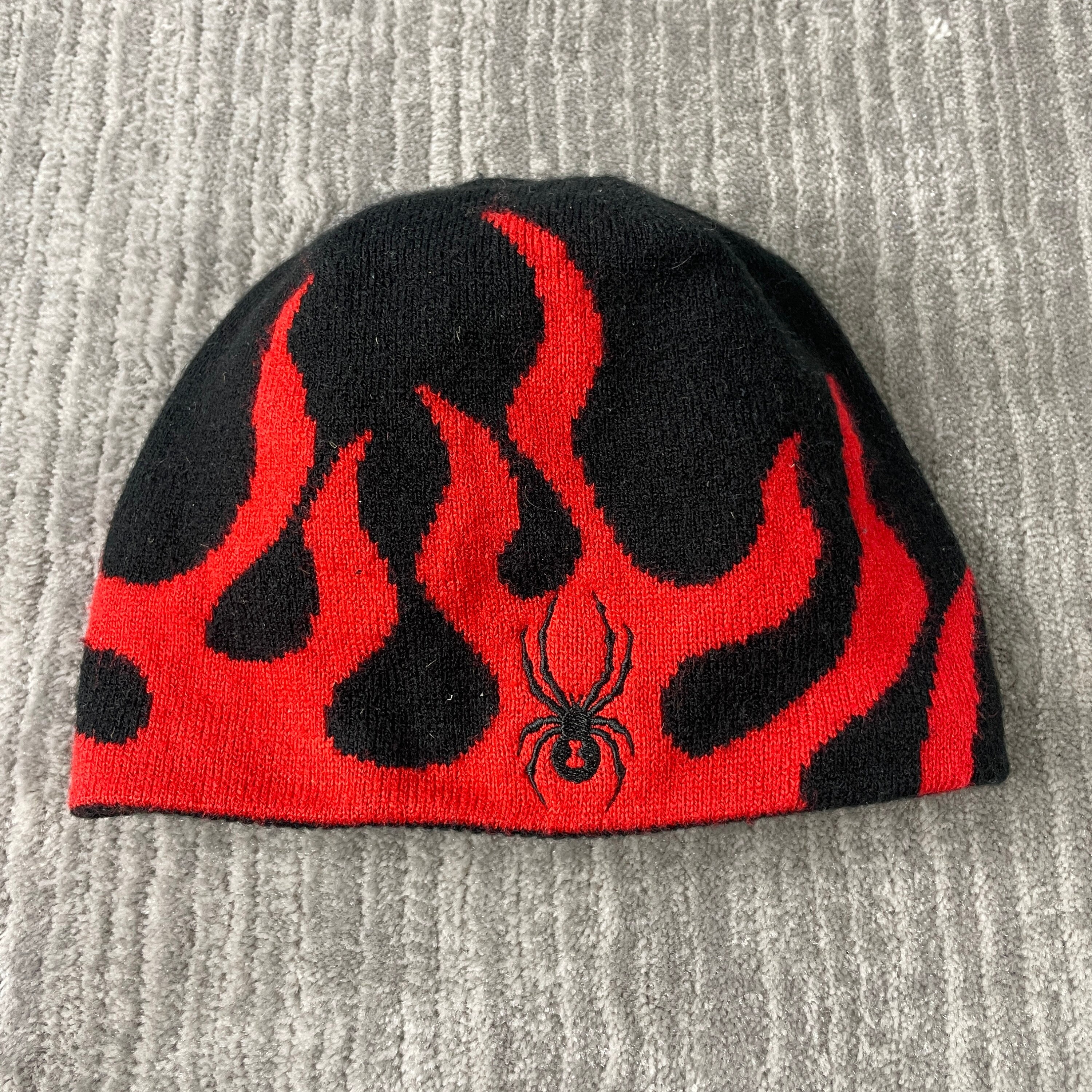 帽子 00s vintage spyder design beanie y2k Vintage 2000s Spyder Flame All Over Design Y2K Aesthetic