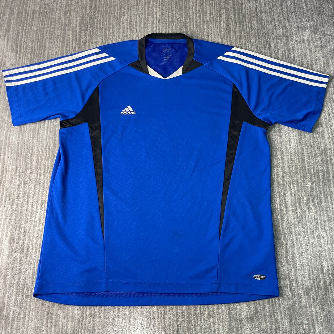Vintage 2000s Adidas Three Stripes Soccer Casual Futbol