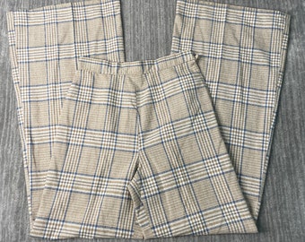 Vintage 70s Plaid Pattern Flare Out Wide Leg 1970s Fashion Basic Essential Casual Preppy Multi Color Trouser Pants 25 Waist Women