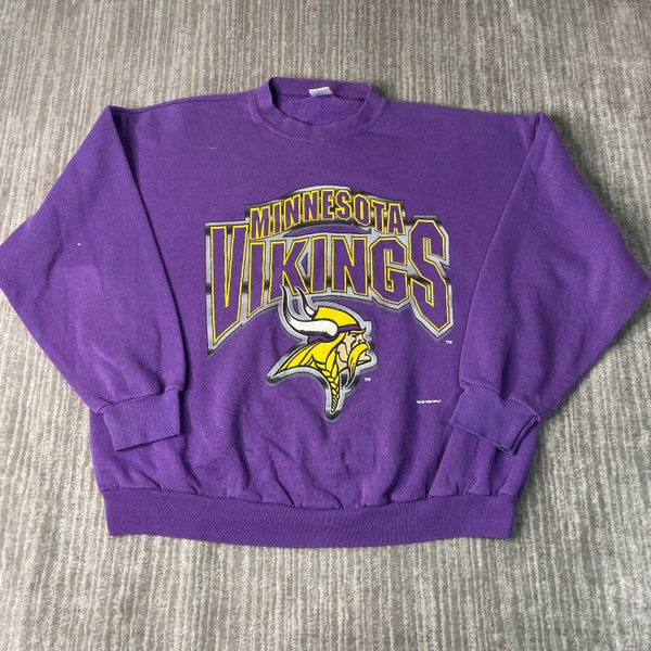 Vintage 90s Minnesota Vikings NFL Football Logo 7 Sportswear Athletic Made in USA Streetwear Purple Graphic Crewneck Extra Large Mens