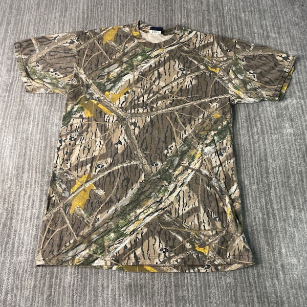 Vintage 2000s Shadow Branch Tree Camo Hunting Season Y2K Aesthetic Streetwear Basic Multi Color Graphic T Shirt Large Mens