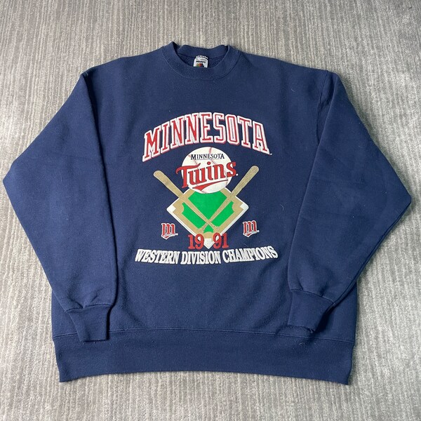 Vintage 90s Minnesota Twins MLB Baseball Sportswear Athletic Made in USA 1990s Fashion Navy Graphic Crewneck Extra Large Mens