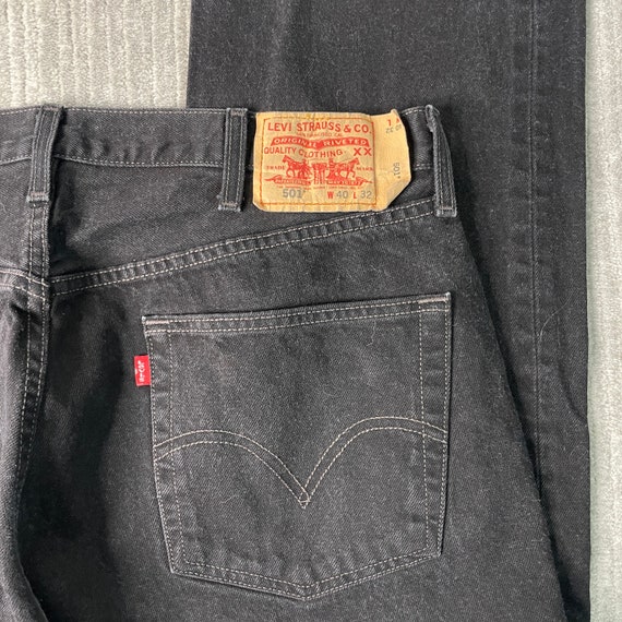 Vintage 2000s Levis 501 Original Fit Red Tab Stitched