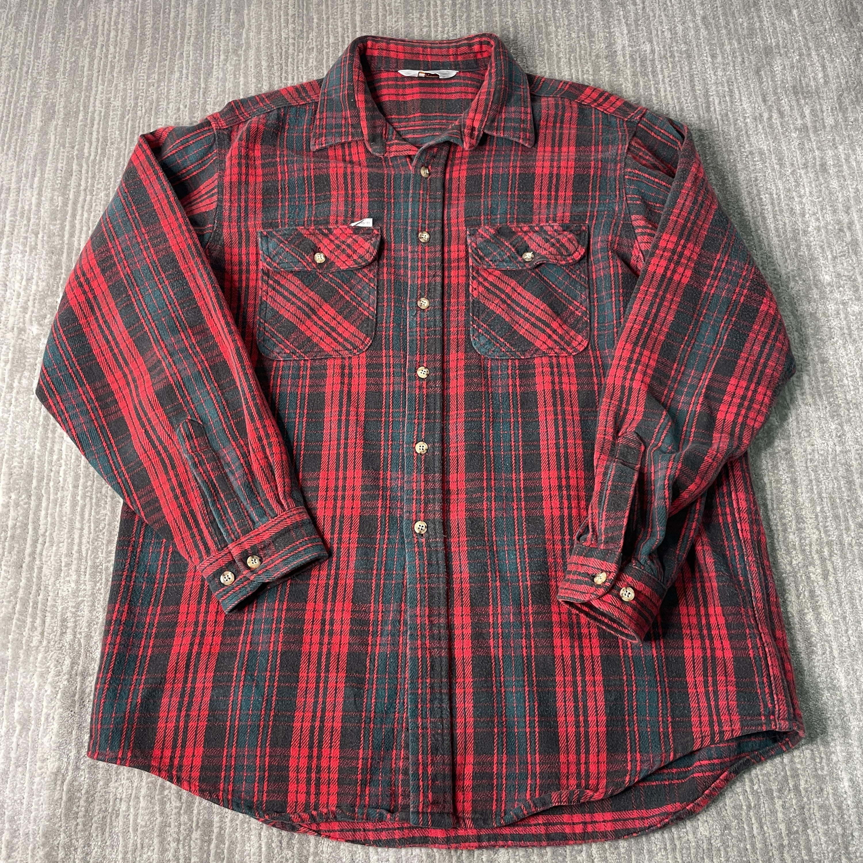 Vintage 90s Carhartt Two Pocket Plaid Pattern Basic Essential Outdoors Workwear Carpenter Multi Color Button Up Shirt Double Extra Large Men