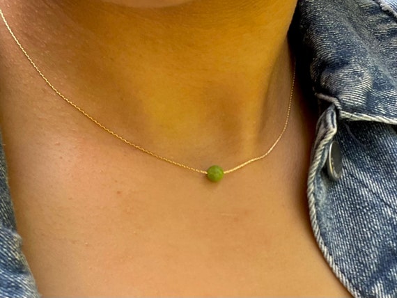 Collier Argent Avec Pendentif Jade Vert Naturel – Délicat Et Féminin – Neuf Avec étiquettes