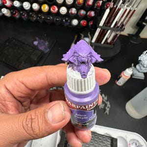 Tyranid (screamer killer)  Swatch Caps paint bottle toppers