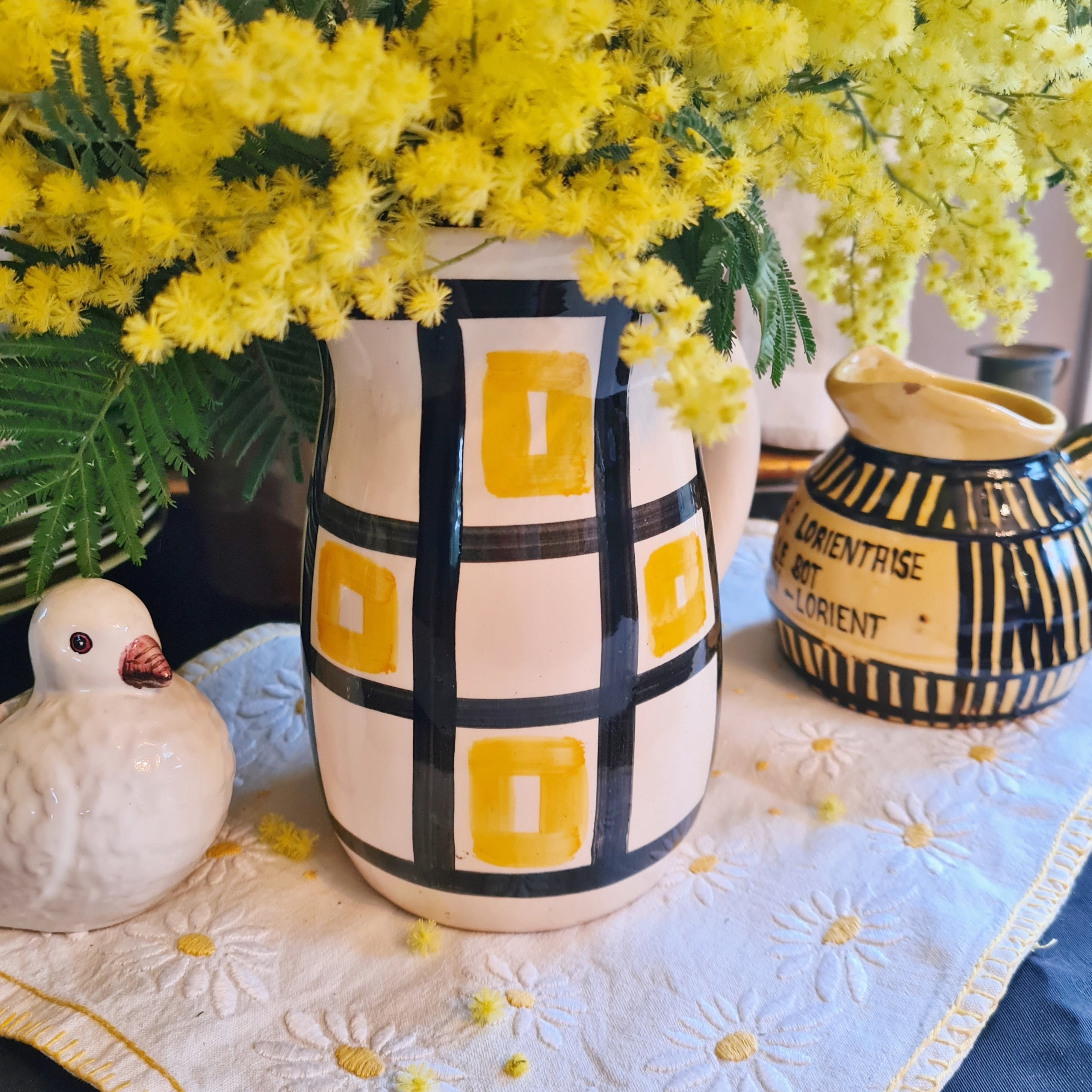 Pichet Vintage Ceramique Jaune et Noir de Poet Laval