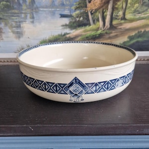 SAUCIÈRE ANCIENNE SAINT-AMAND et Hamage en terre de fer modèle Mûrier