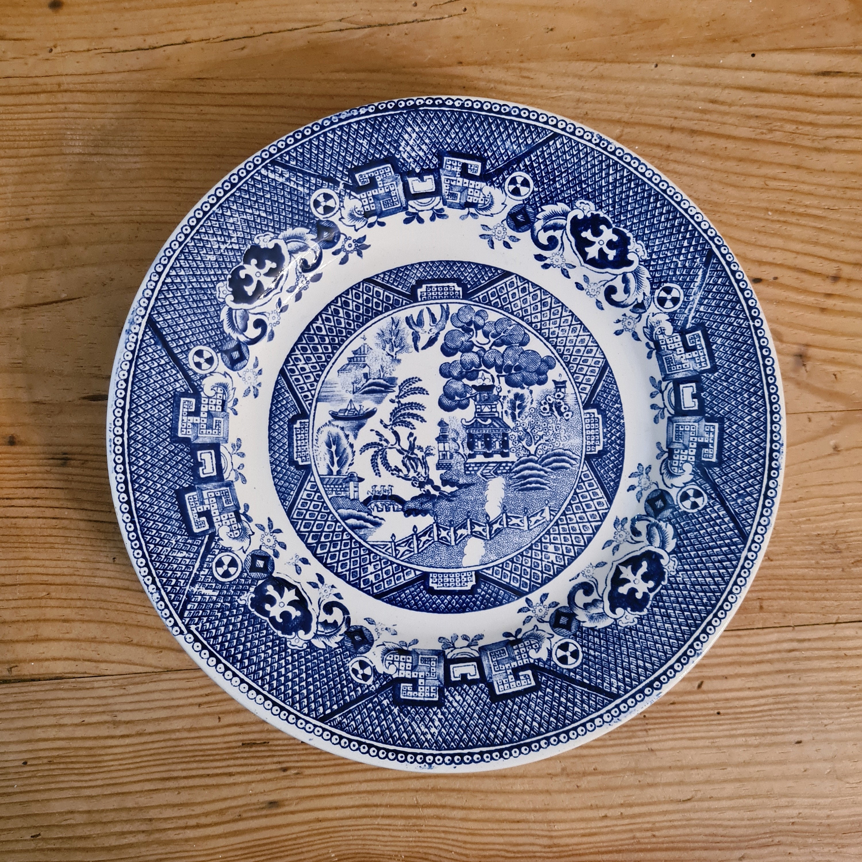 Lot De 5 Assiettes Rares