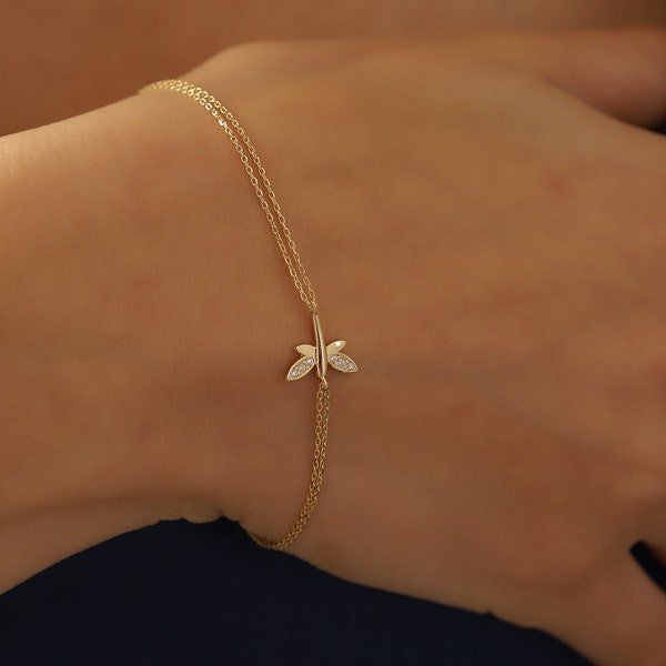 14K Gold Tiny Dragonfly Bracelet, Dainty initial Dragonfly Bracelet, 14K Real Gold Animal Bracelet, Handmade Minimal Gold Dragonfly Bracelet