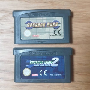 アドバンスウォーズ GBA コレクション: 2 つのゲームバリューバンドル。任天堂ゲームボーイアドバンスカートリッジとケース。アドバンスウォーズ 1 と 2 - ブラックホールライジング